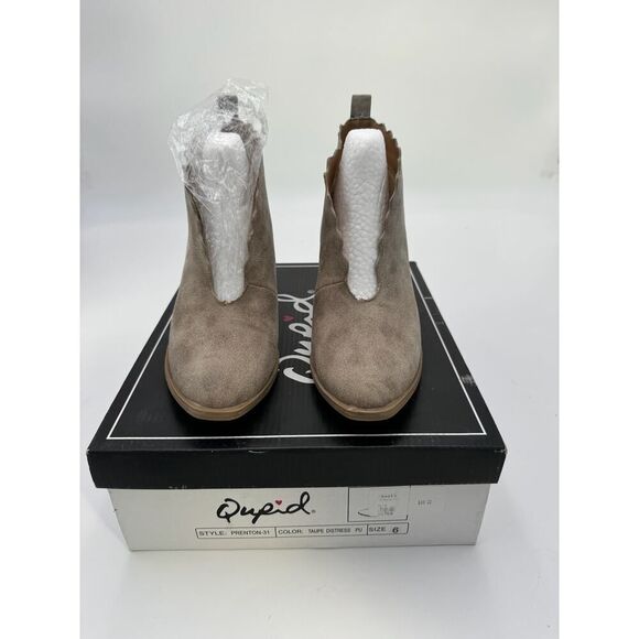 Qupid Prenton Open Slit Boots size 6 in original box - Picture 4 of 6